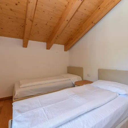 Hotel apartamentowy Rta La Rosa Delle Dolomiti 2*