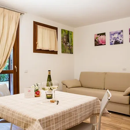 Rta La Rosa Delle Dolomiti Hotel apartamentowy Carisolo