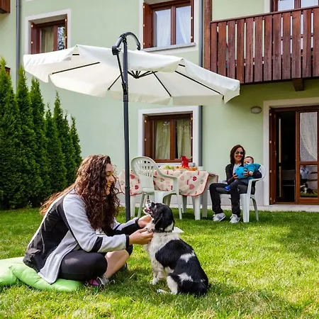 Rta La Rosa Delle Dolomiti Hotel apartamentowy 2*